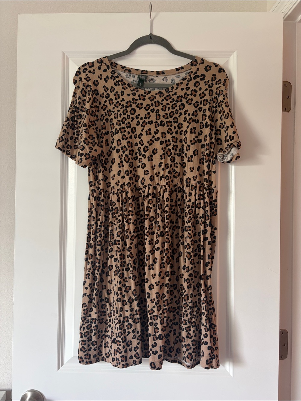 Leopard Print Short Sleeve Swing Dress - Tan/Black